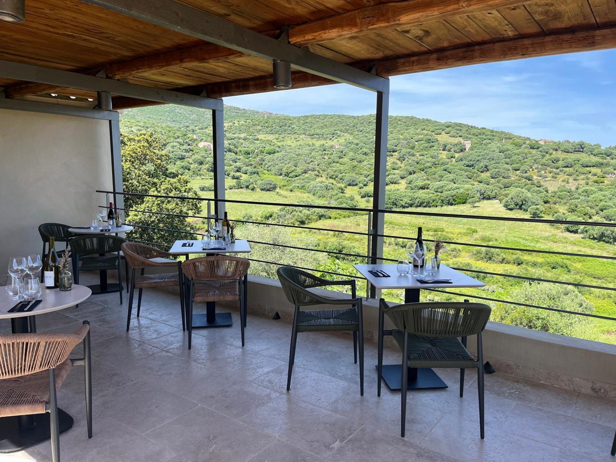 Hôtel - Restaurant U Santu Petru Saint-Florent  Bagian luar foto